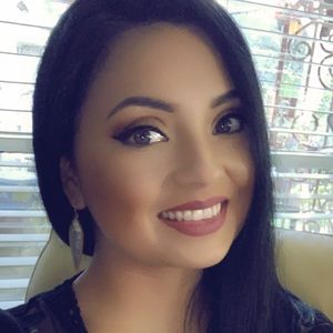 Meet your Posher, Vanessa